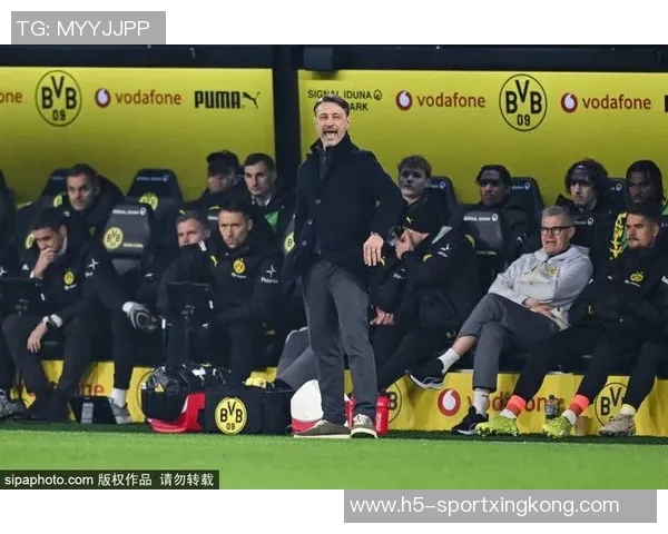 德天空报道拜仁门将佩雷茨将租借南安普顿并可能附带买断条款 德天空报道拜仁门将佩雷茨将租借南安普顿并可能附带买断条款