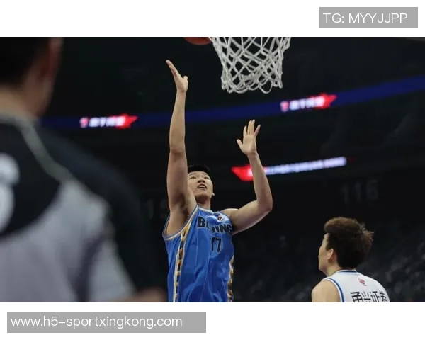 范子铭潜力赛表现出色独得12分助力北京战胜辽宁取得胜利 范子铭潜力赛表现出色独得12分助力北京战胜辽宁取得胜利