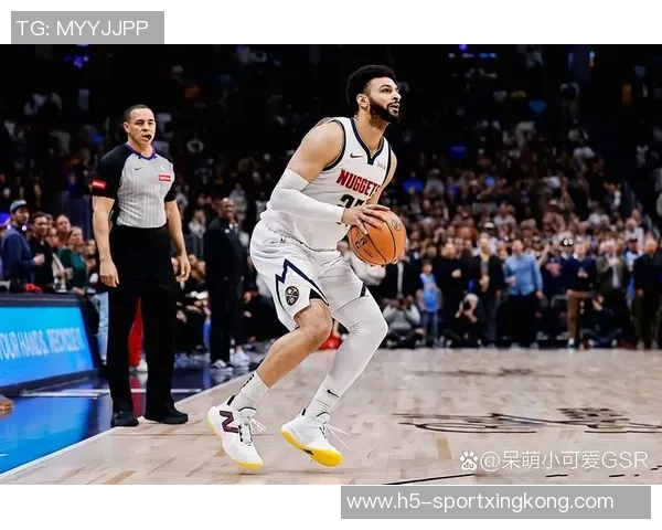 贾马尔穆雷三节反向打卡表现出色12投7中斩获16分1篮板2助攻1抢断 贾马尔穆雷三节反向打卡表现出色12投7中斩获16分1篮板2助攻1抢断